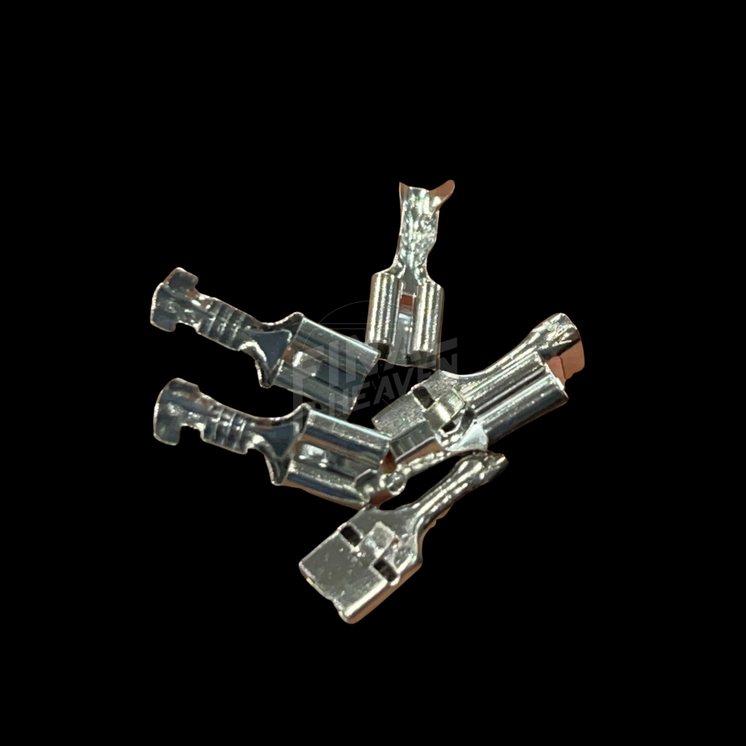 A big 6 Pin Female Coupler for Nissan KGC10 Hakosuka Skyline