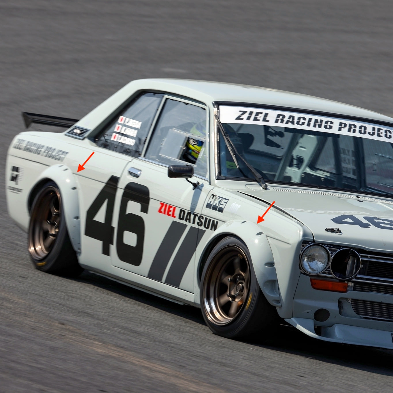 A set of FRP fender flares for a Datsun 510 manufactured by Refresh60