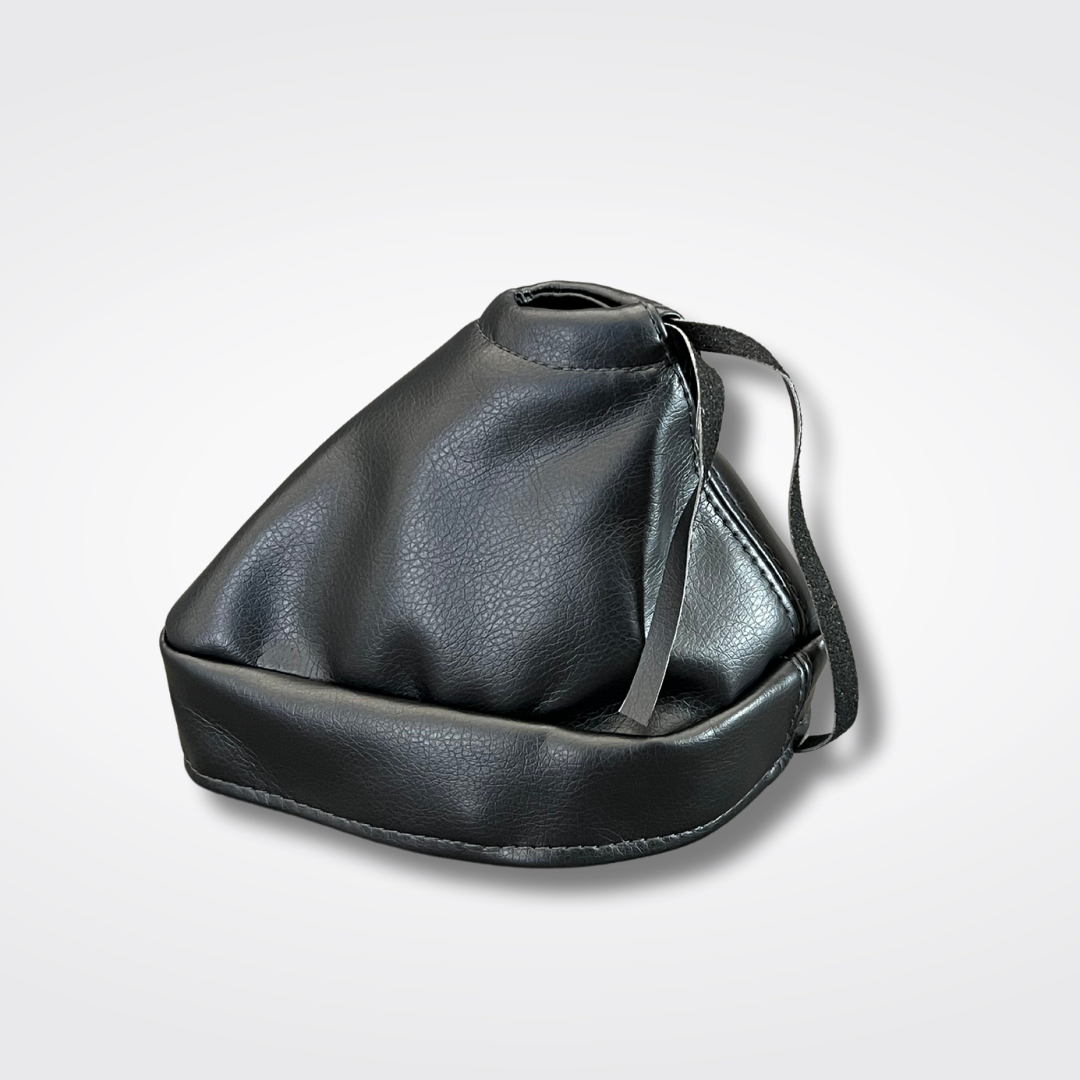 A vinyl shift boot for a KGC10 Nissan Skyline 2000GT Hakosuka produced by MSpeed