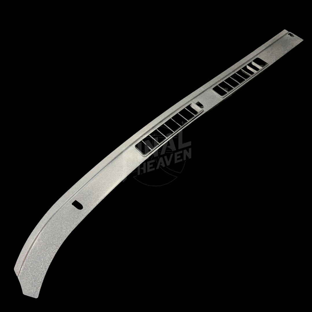 A set of two black dashboard vent covers for Nissan Hakosuka Zenki