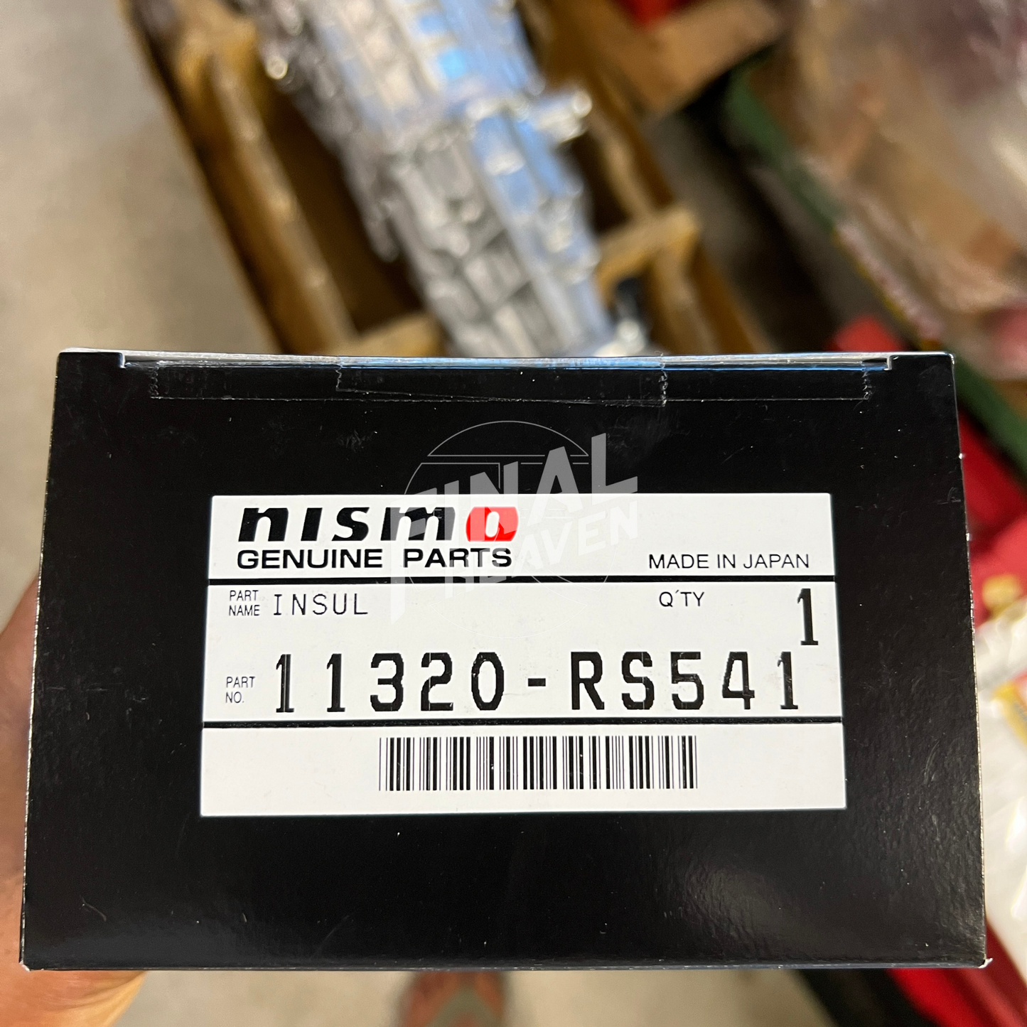 This is an ESCORT Drag Racing Service modified NISMO 6 speed cross manual transmission kit made to adapt to L28 powered Nissan Hakosuka KGC10 and Datsun 240Z 260Z or 280Z.