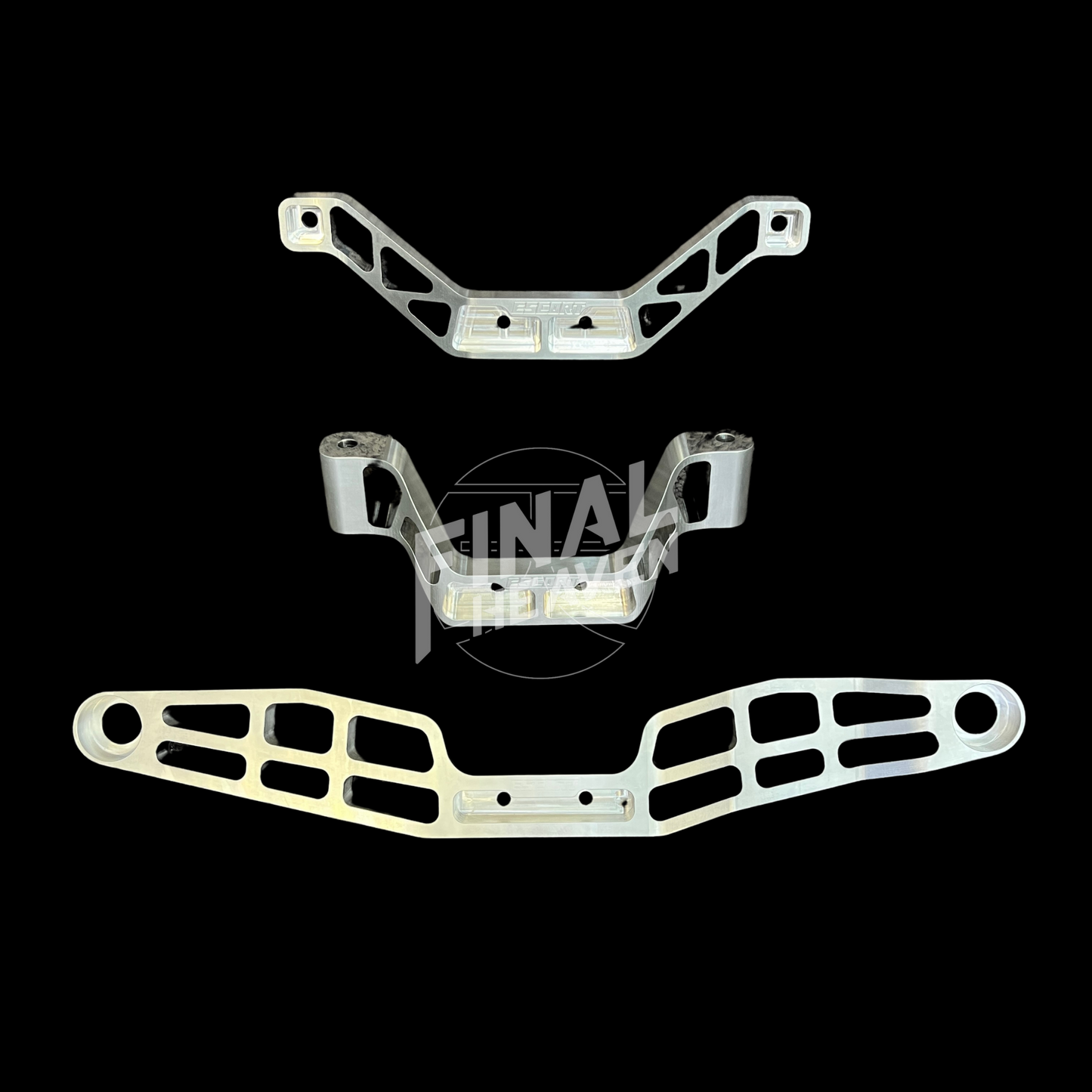 This is an ESCORT Drag Racing Service modified NISMO 6 speed cross manual transmission kit made to adapt to L28 powered Nissan Hakosuka KGC10 and Datsun 240Z 260Z or 280Z.