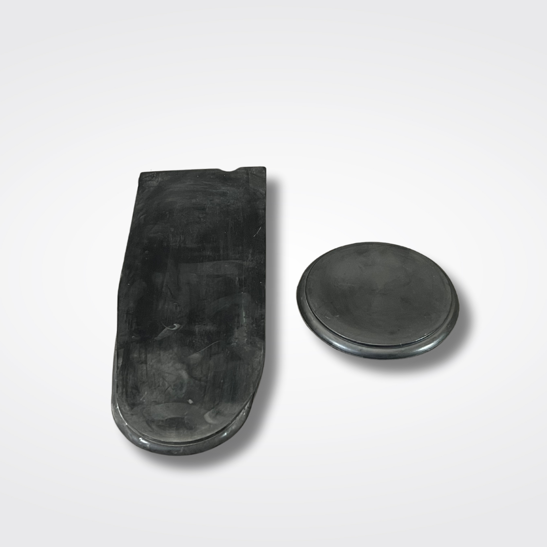 A set of rubber cowl plugs for a KGC10 Nissan Skyline 2000GT Hakosuka produced by MSpeed