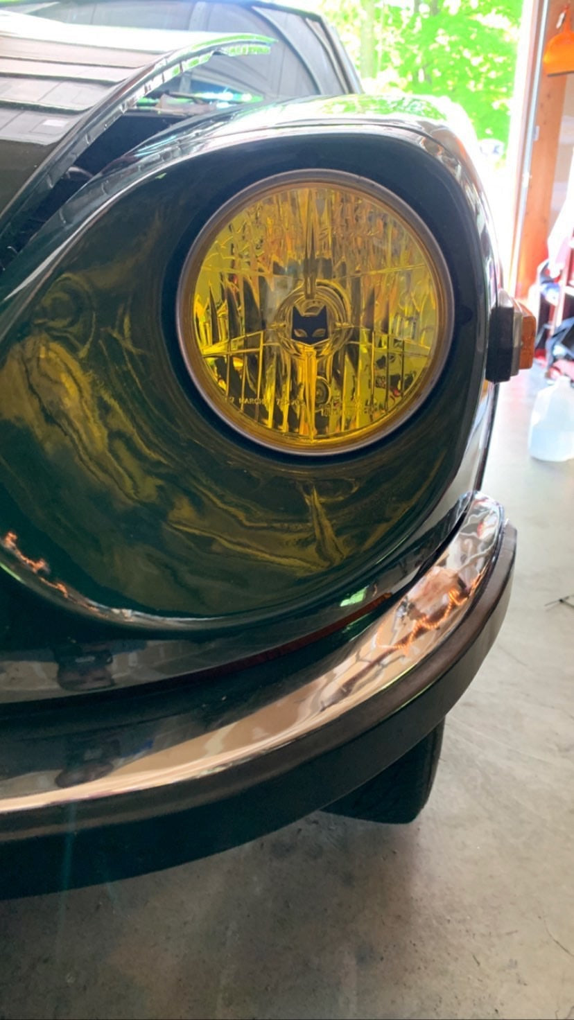 180mm yellow SEV Marchal installed on a Datsun 240Z