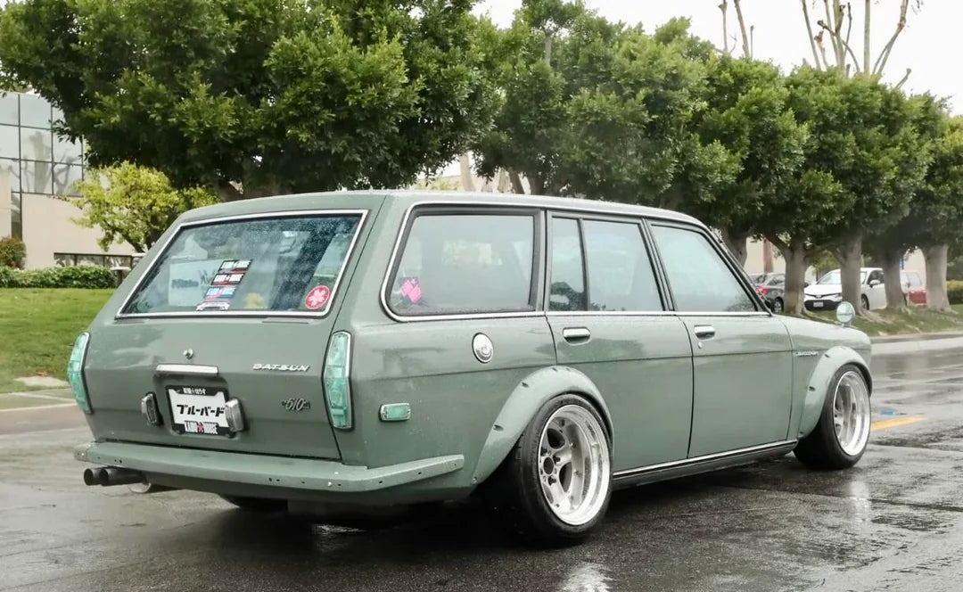 510 Bluebird FRP Overfender 4pc set (KP510) - Refresh60