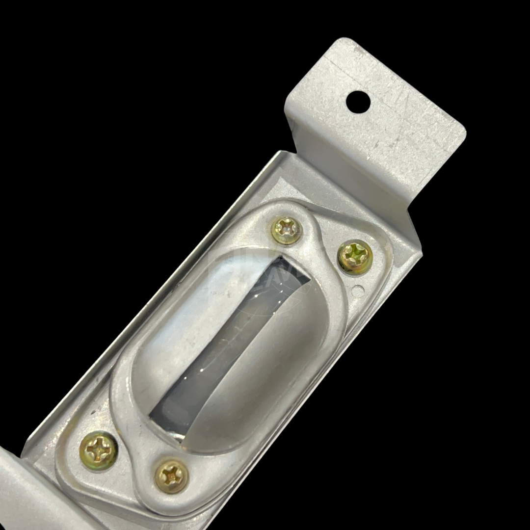 close up of front of license plate lamps for kgc110 nissan kenmeri skyline 
